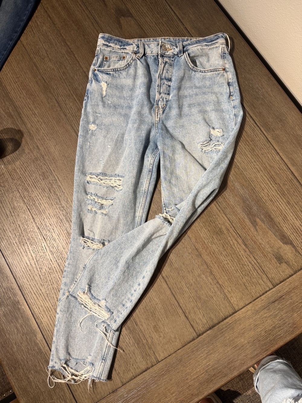 H&M Light Blue Distressed Boyfriend Jeans